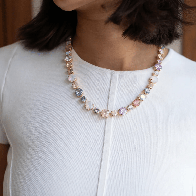 Holiday Jewellery Packing Guide: The Only Pieces You Need - Moonela UK